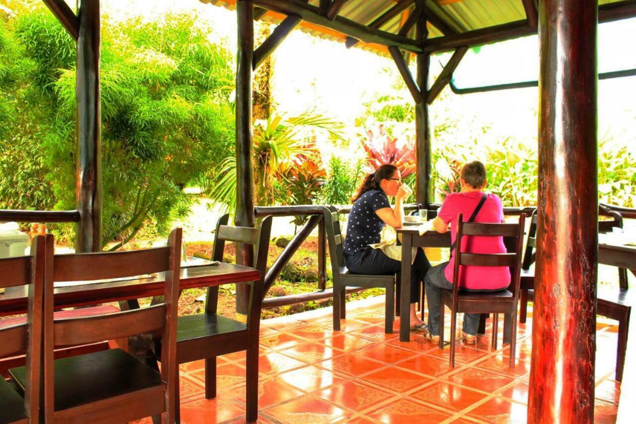 Hotel Tangara Arenal B&B La Fortuna Eksteriør billede